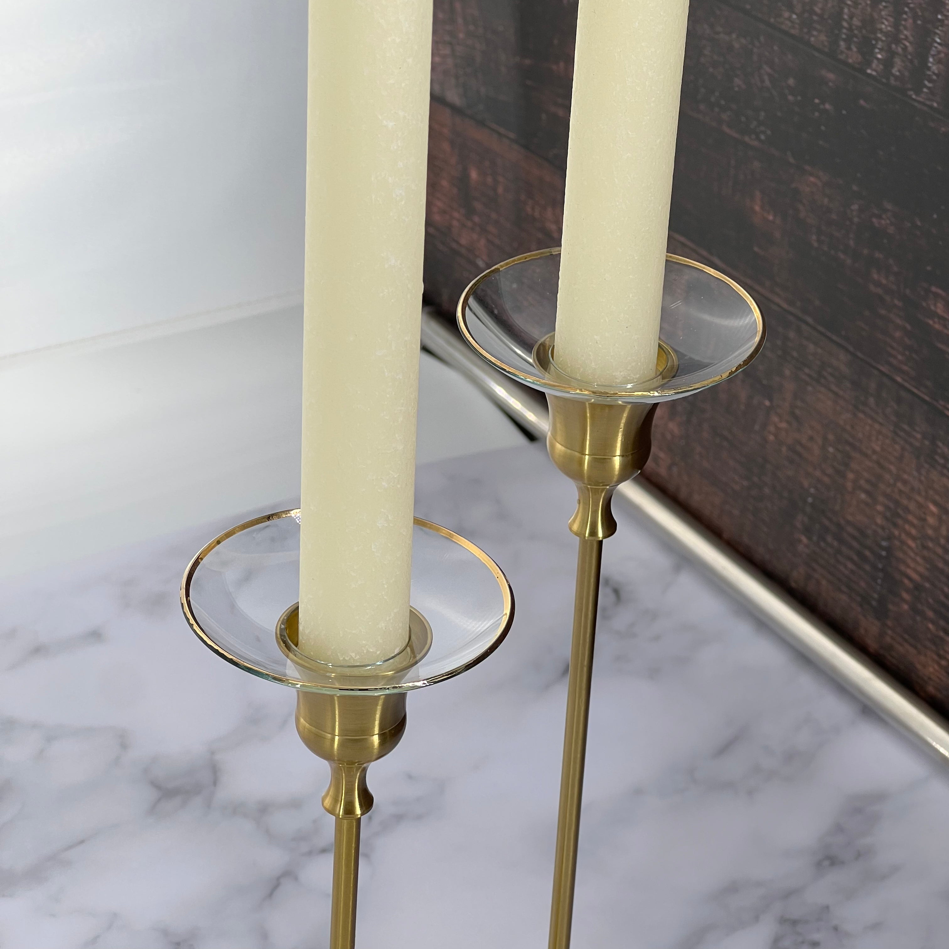 VGEUNA 4 Pieces Bent Glass Candle Bobeches, Taper Candle Wax Catcher Rings,  Bobeches for Candlestick Holders (Scallop)
